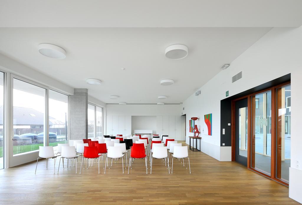 Hotel Middelpunt - Gratis Parking - Ontbijt Inbegrepen! Middelkerke Εξωτερικό φωτογραφία